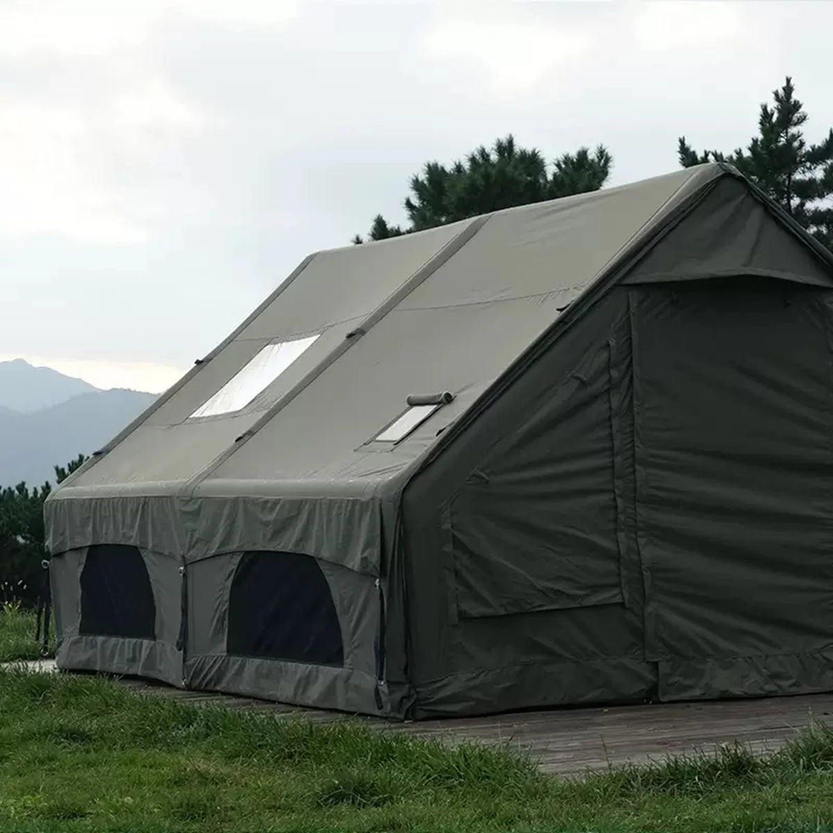 Inflatable Camping Tent With Air Pump And Skylight